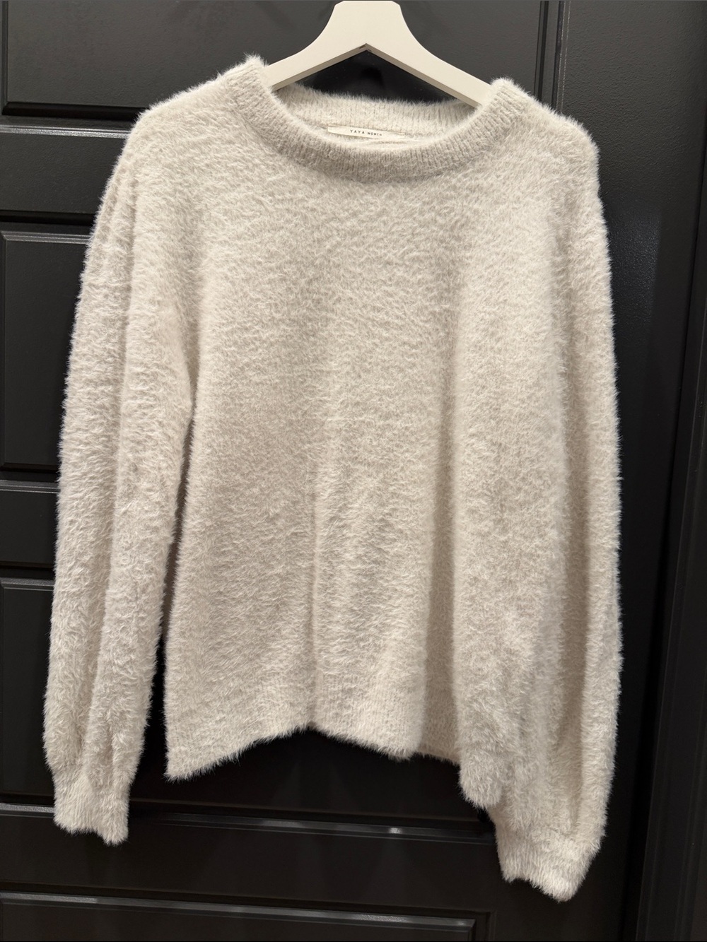 Off white fluffy sweater size M